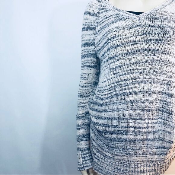 LOFT Long sleeve Gray Sweatshirt Sz S - Picture 2 of 6